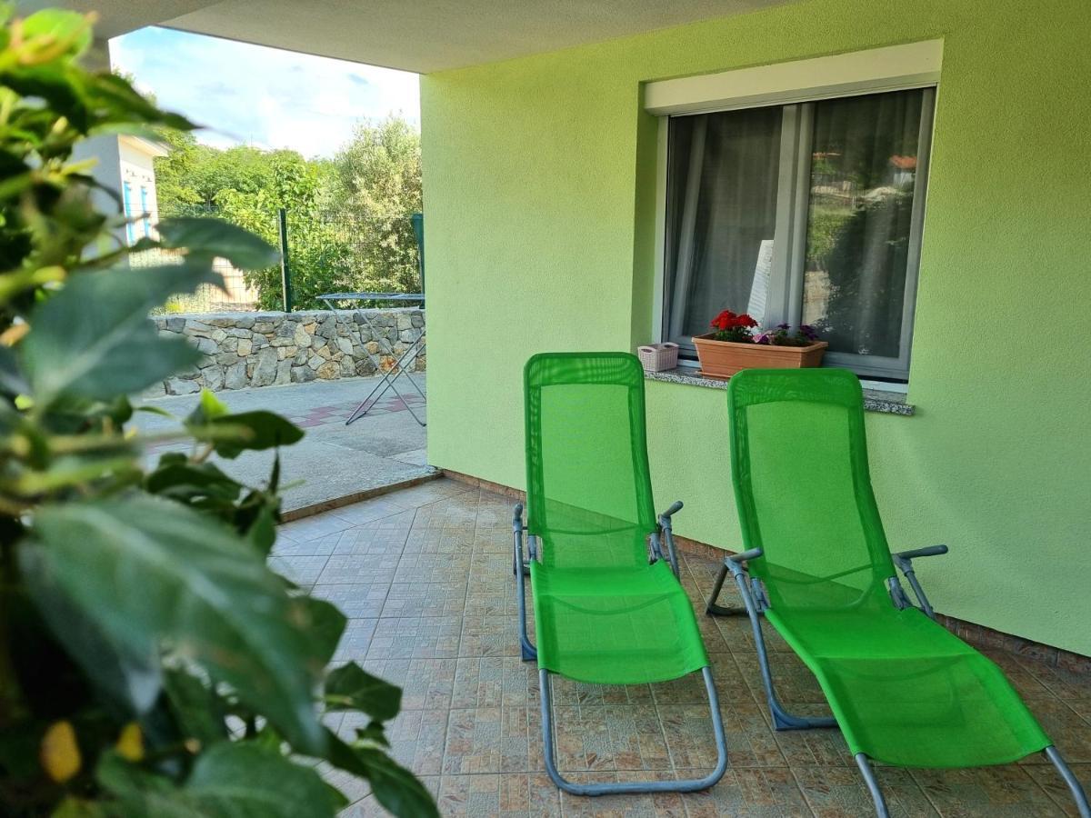 Apartment Deni Skrbčići Eksteriør bilde